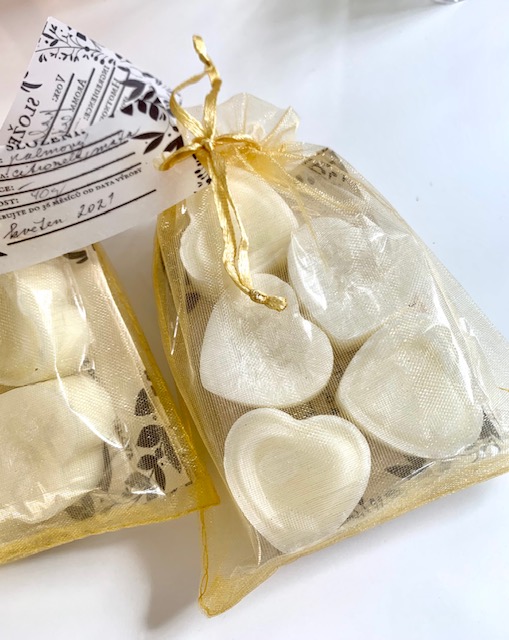 Helene ME&SON Vonný vosk v srdíčkách s vůní odpuzující hmyz, sada 5 ks v palmovém vosku, 40 g + vzorek zdarma - Vůně vosku: Odpuzovač hmyzu