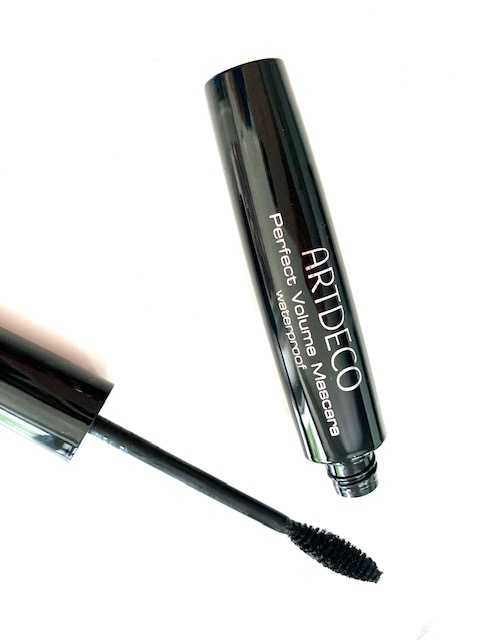 Artdeco Řasenka voděodolná Perfect Volume Mascara Waterproof, 10 ml, černá