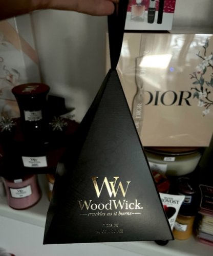 Woodwick Vonná svíčka ve skle s dřevěným praskajícím knotem, dárkové balení