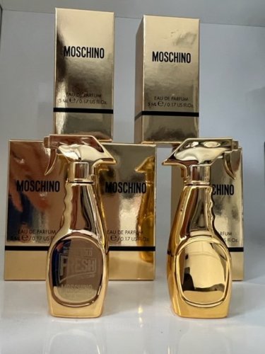 Moschino Fresh Couture Gold parfemovaná voda pro ženy