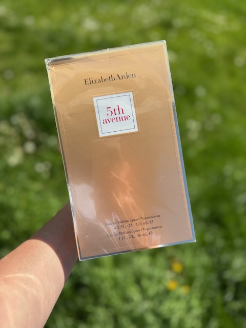 Elizabeth Arden 5th Avenue parfémová voda pro ženy - Objem: 125 ml, Balení: Běžné balení