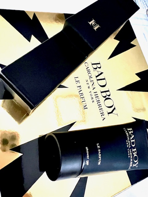 Carolina Herrera Bad Boy Le Parfum parfémovaná voda pro muže - Objem: 100 ml, Balení: Běžné balení