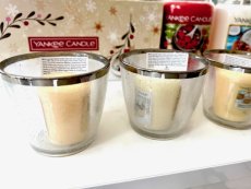 Yankee Candle Svícen na votivní svíčku Kensington Metalic, skleněný, zlatý okraj