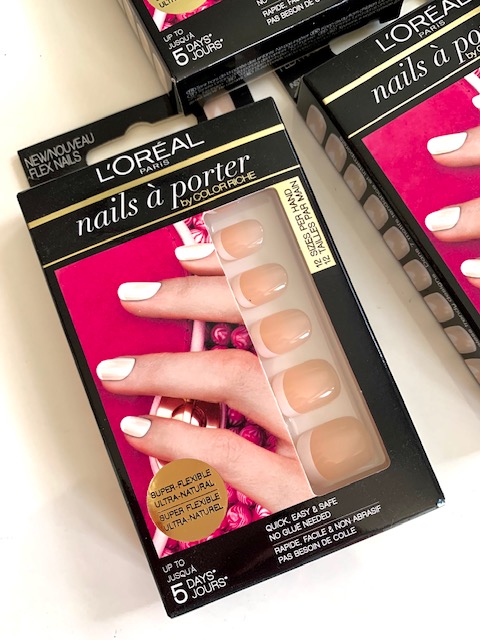 L'Oreal Nalepovací nehty Nails a Porter by Color Riche, č.001 French Touch, 24 ks