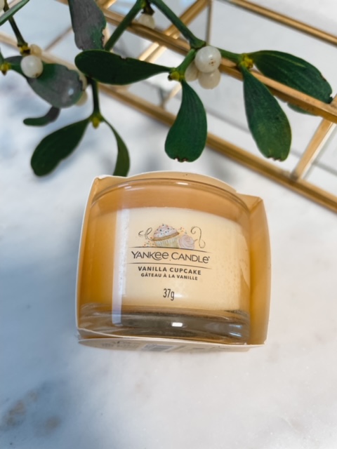 Yankee Candle Plněná votivní svíčka ve skle, 37 g