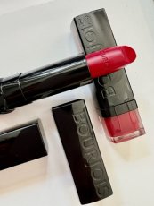 Bourjois Rouge Edition 12 hours Dlouhotrvající rtěnka, č.34 Cherry my Chérie, 3,5 g
