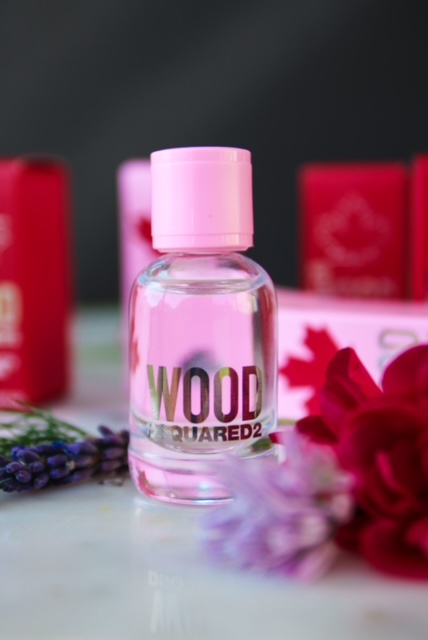 Dsquared2 Wood toaletní voda pro ženy - Objem: 5 ml EDT + 25 ml Body Lotion + 25 ml Shower Gel, Balení: Dárková sada