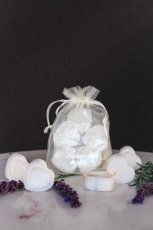 Helene ME&SON Vonný vosk v srdíčkách s vůní odpuzující hmyz, sada 5 ks v palmovém vosku, 40 g + vzorek zdarma